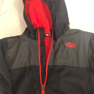 Boys m (10/12) The North Face windbreaker